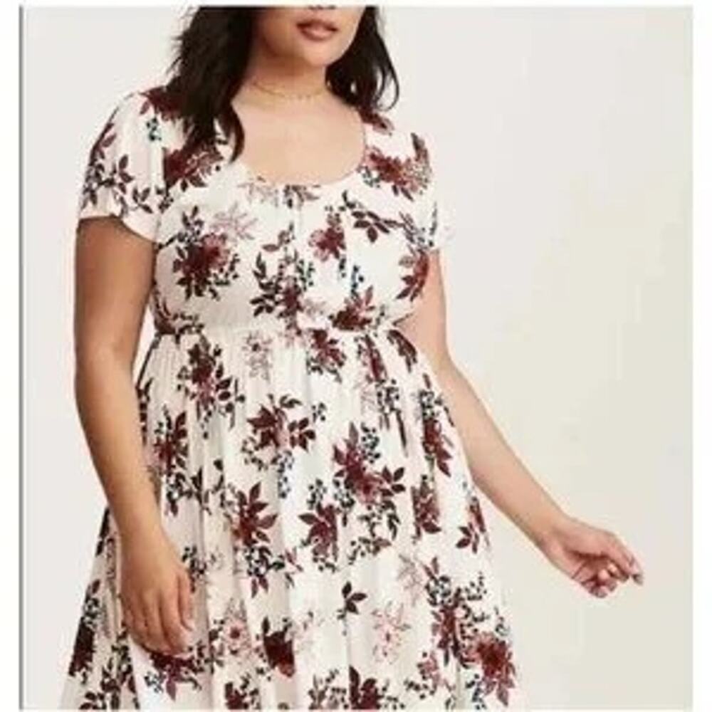 Torrid Ivory Floral Challis Mini Dress - Size 4X - NWT - Boho Cottagecore - Picture 3 of 11